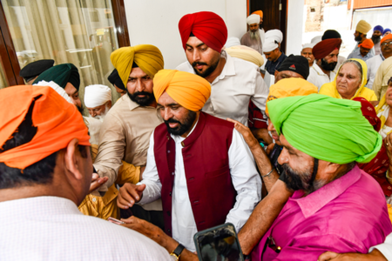 पंजाबचे मुख्यमंत्री भगवंत मान यांचा केंद्रावर तीव्र हल्ला पंजाबचे मुख्यमंत्री भगवंत मान यांचा केंद्रावर तीव्र हल्ला