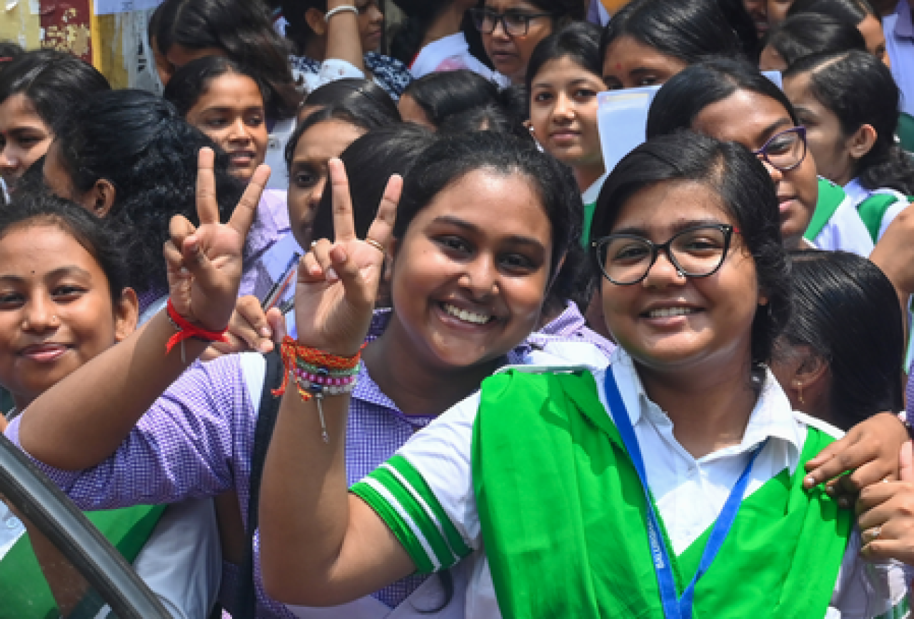 पश्चिम बंगालमध्ये 12वीच्या निकालांची घोषणा, मुख्यमंत्री सुवेंदु अधिकारी यांची शुभेच्छा