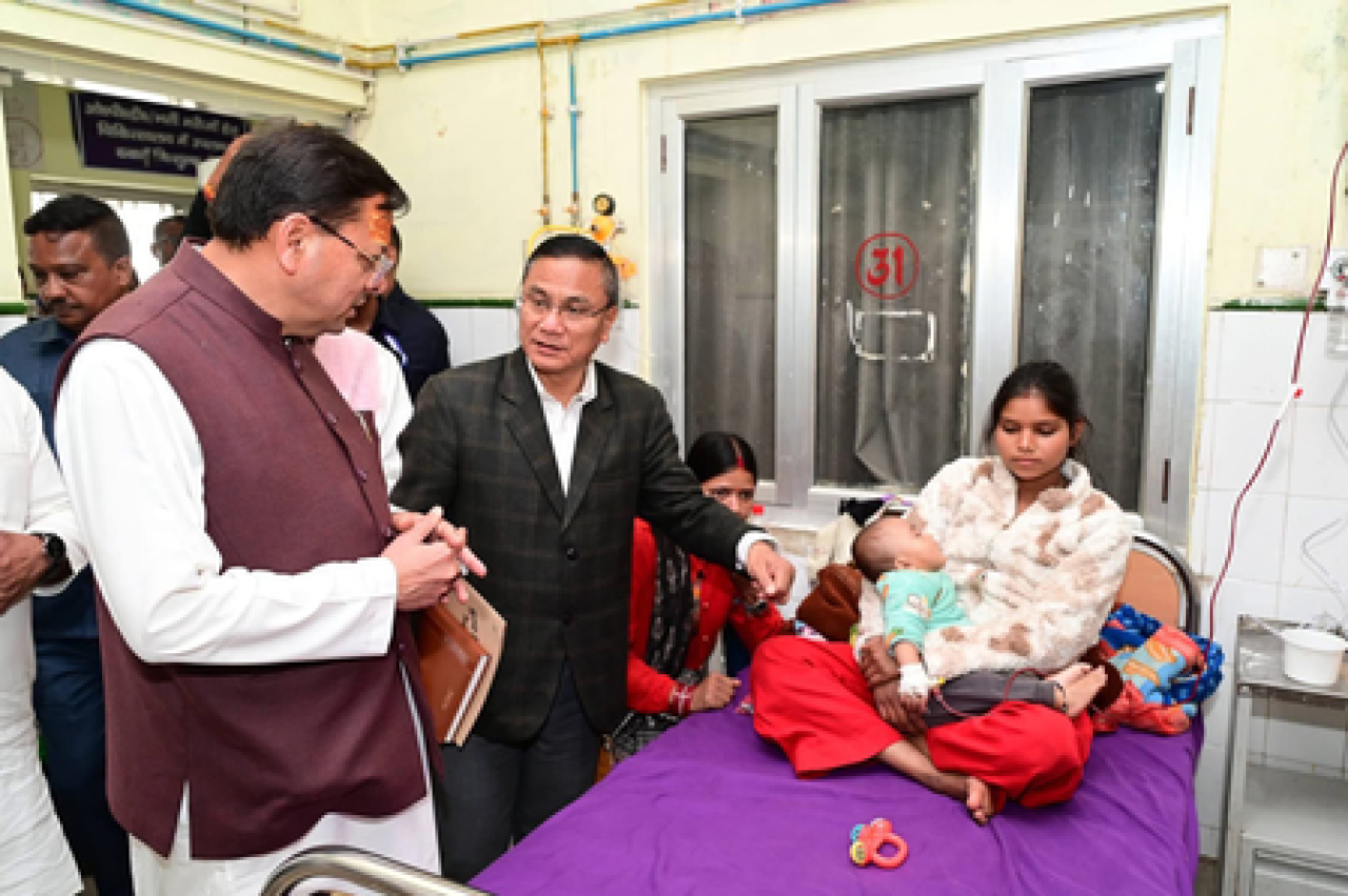 पिथौरागढ़मध्ये मुख्यमंत्री धामींचा जिल्हा रुग्णालयाला भेटीचा कार्यक्रम