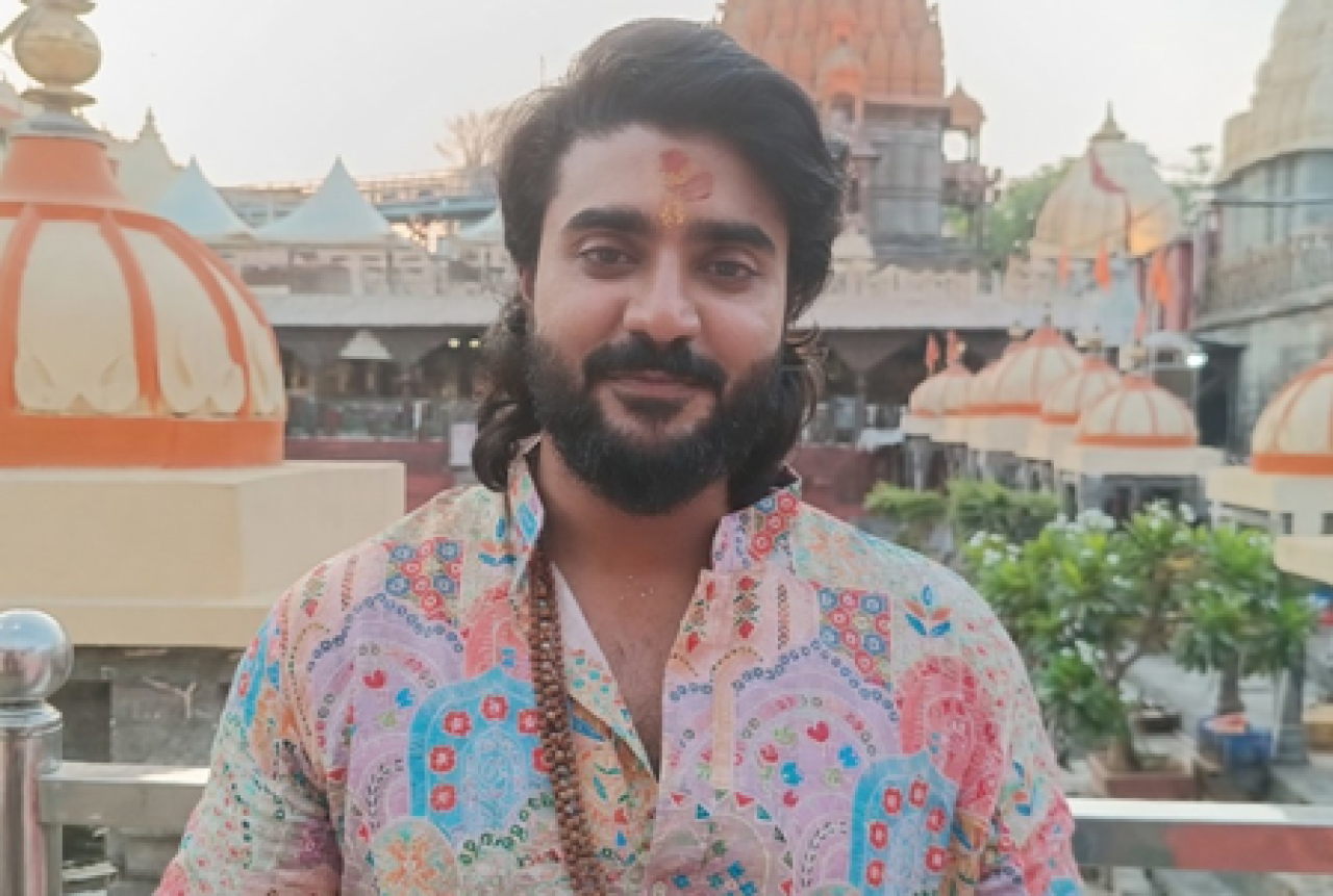 प्रदीप पांडे ‘चिंटू’ ने महाकाल के दर्शन करून घेतला अद्भुत अनुभव