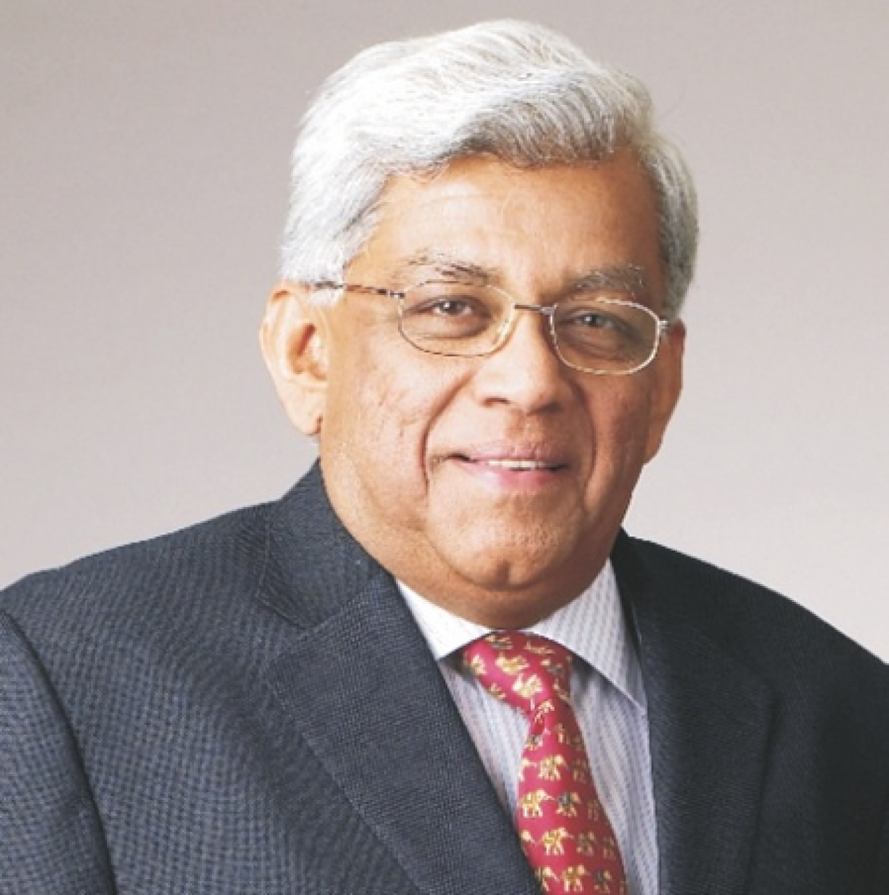 भारताचा बीएफएसआय क्षेत्र स्थिर, जागतिक अस्थिरतेचा कमी परिणाम: दीपक पारेख