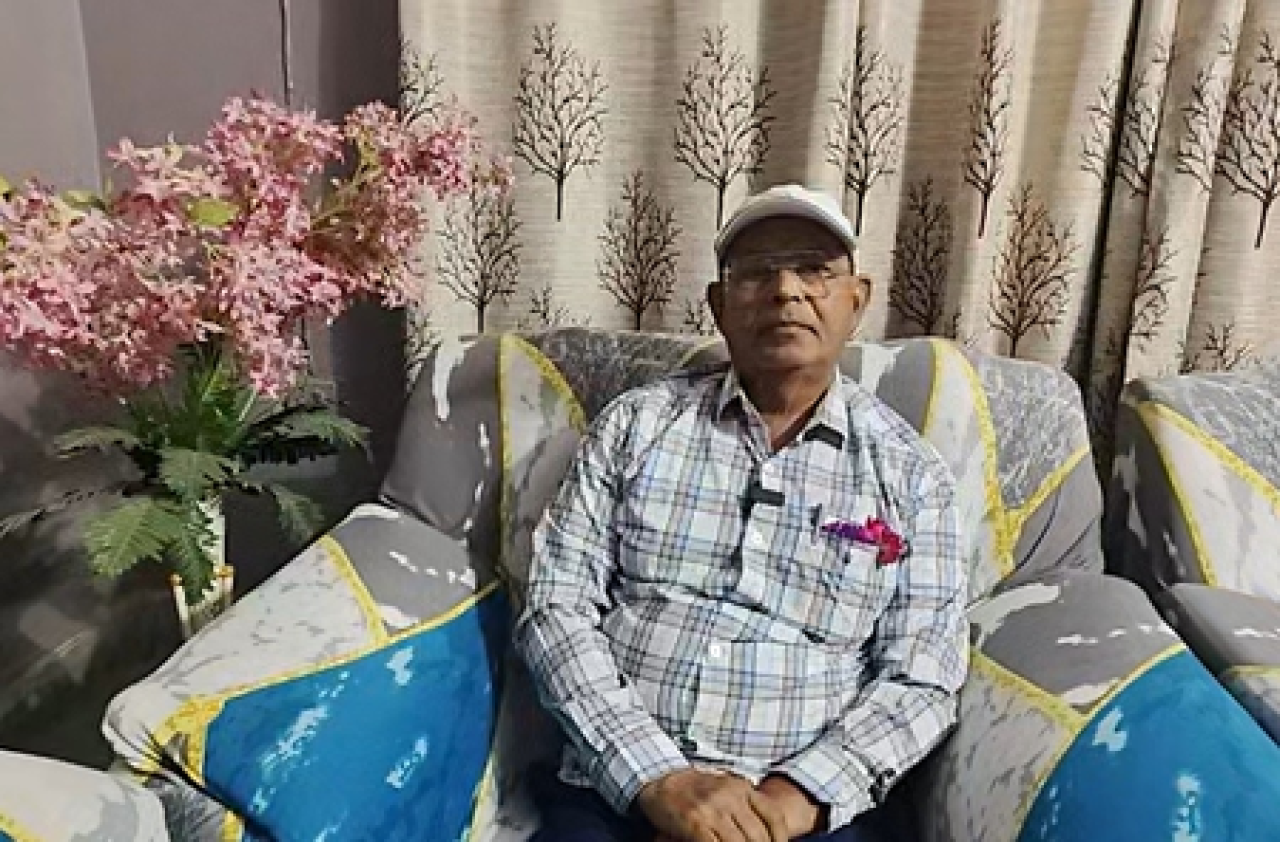 मोदींना ‘एग्रीकोला मेडल’ मिळाल्याबद्दल रामसरन वर्मा यांची आनंद व्यक्तीकरण मोदींना ‘एग्रीकोला मेडल’ मिळाल्याबद्दल रामसरन वर्मा यांची आनंद व्यक्तीकरण