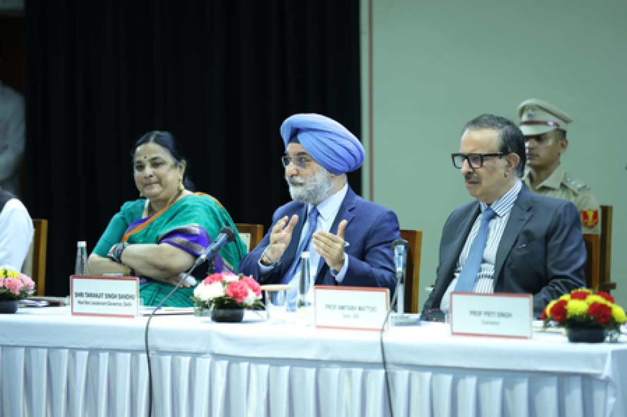 यमुना सफाईसाठी उपराज्यपाल टीएस संधूचा संकल्प