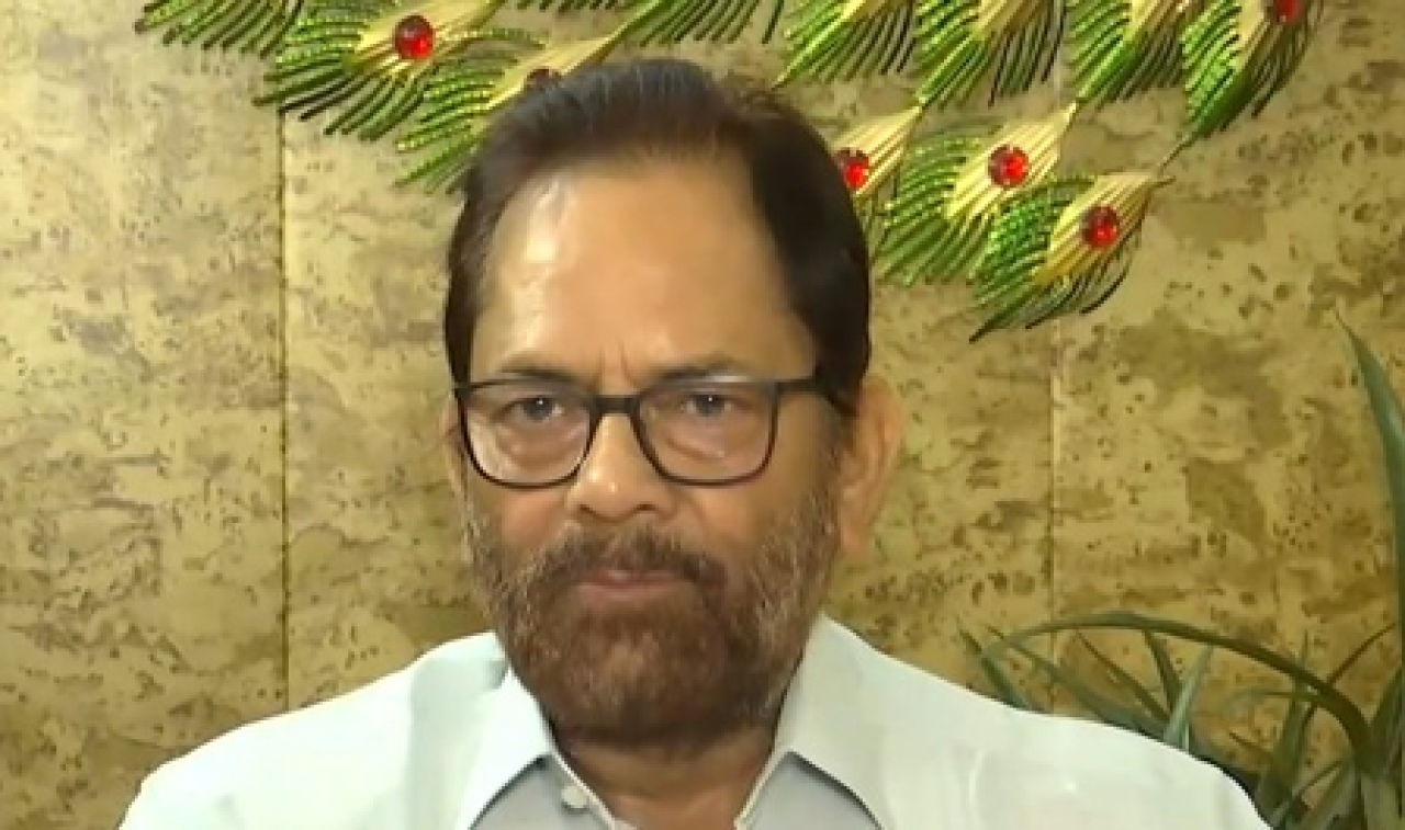 लोकतंत्राचा अपमान केल्यास जनता जनादेश देणार नाही: मुख्तार अब्बास नकवी