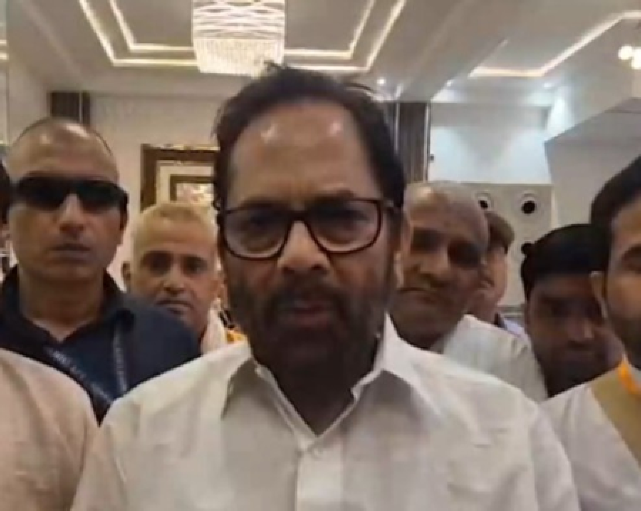 वैश्विक संकटात पीएम मोदींचे नेतृत्व सर्वोत्तम: मुख्तार अब्बास नकवी
