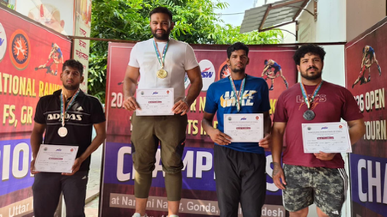 सीनियर ओपन रैंकिंग: पुरुष ग्रीको-रोमन स्पर्धा संपन्न, महिला कुश्ती नॉकआउट दौरात