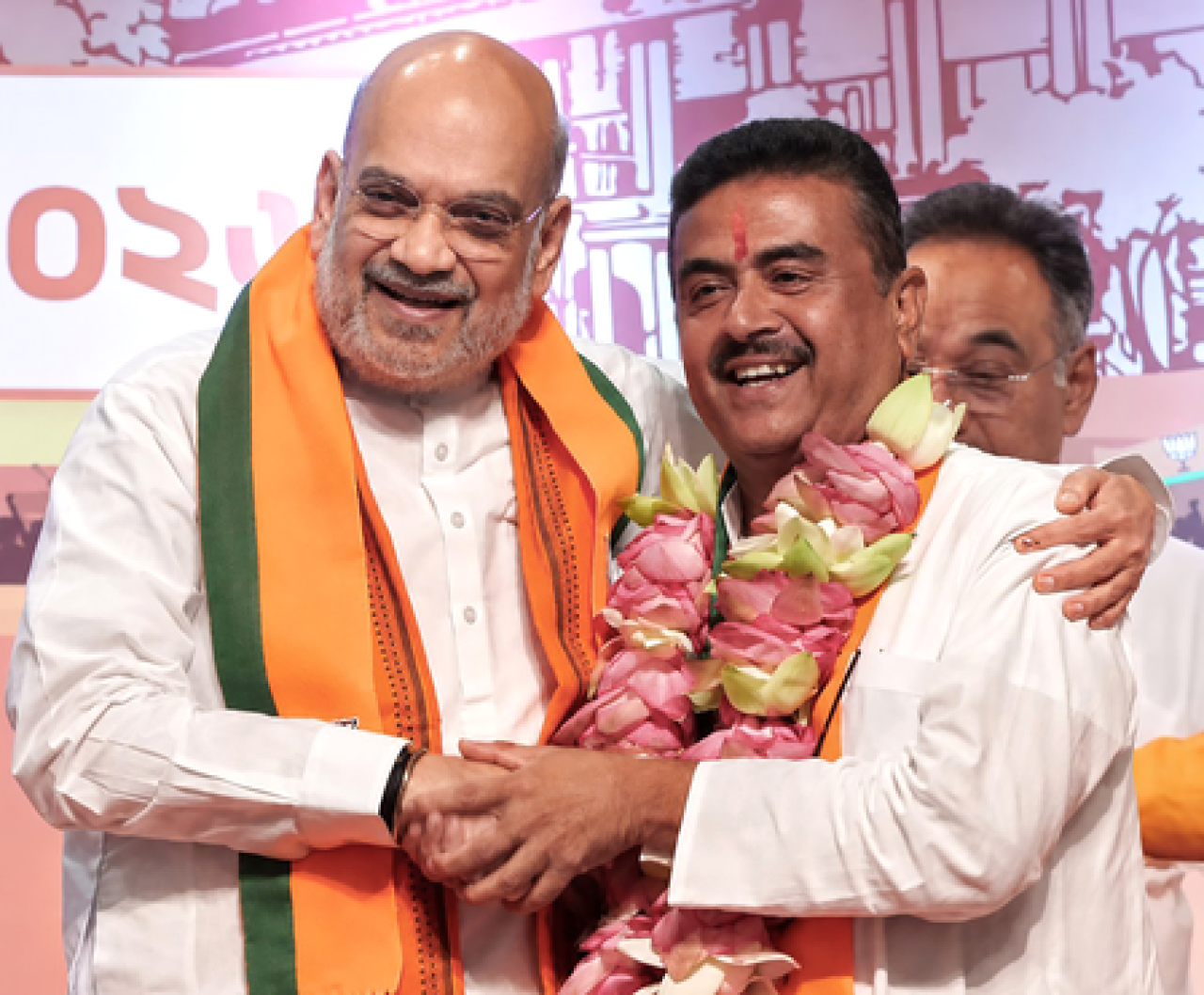 सुवेंदु अधिकारी पश्चिम बंगालचे पहिले भाजपा मुख्यमंत्री म्हणून शपथ घेणार