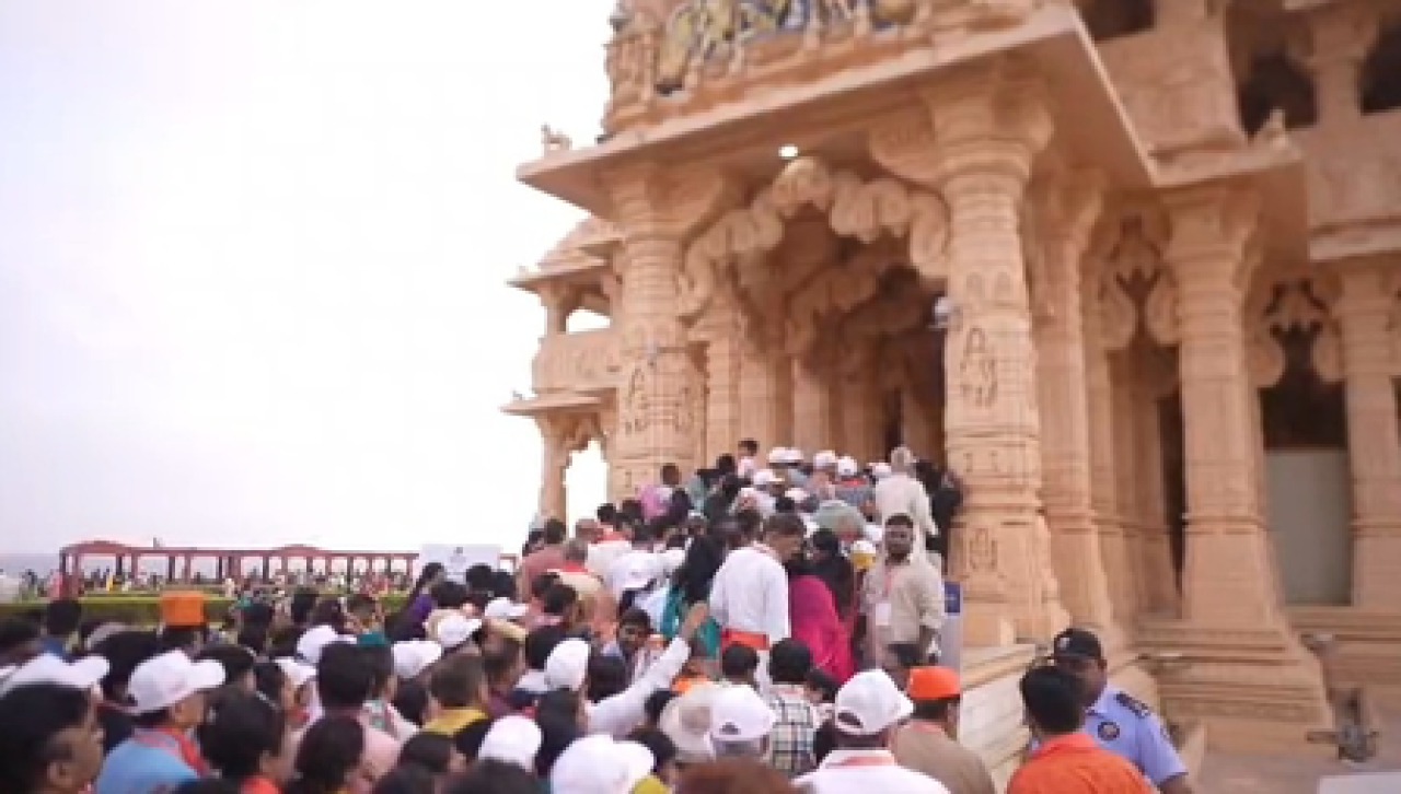 सोमनाथ मंदिरात अमृत पर्वानिमित्त भक्तांची गर्दी