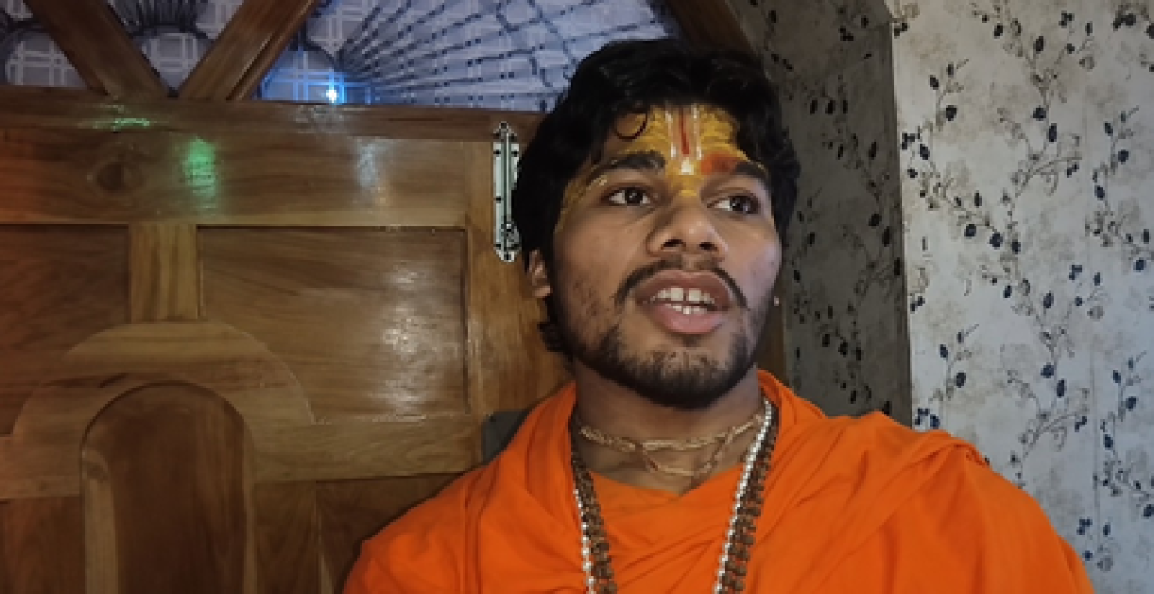 राम मंदिर चढ़ावा विवाद: साधु-संतांची कडक कारवाईची चेतावणी राम मंदिर चढ़ावा विवाद: साधु-संतांची कडक कारवाईची चेतावणी