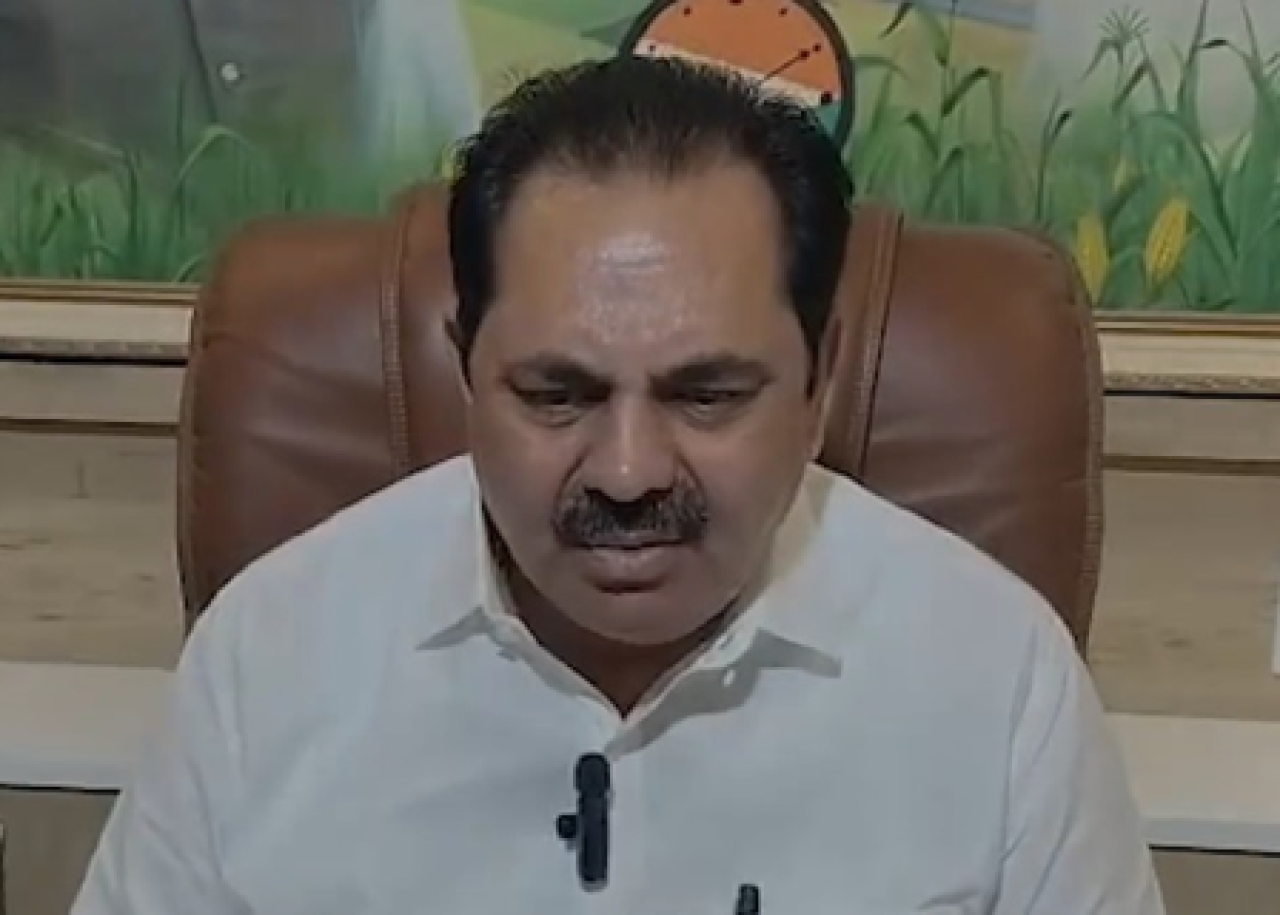 अनिल पाटिल यांनी एनडीएमध्ये सामील होण्याच्या चर्चांना नकार दिला अनिल पाटिल यांनी एनडीएमध्ये सामील होण्याच्या चर्चांना नकार दिला