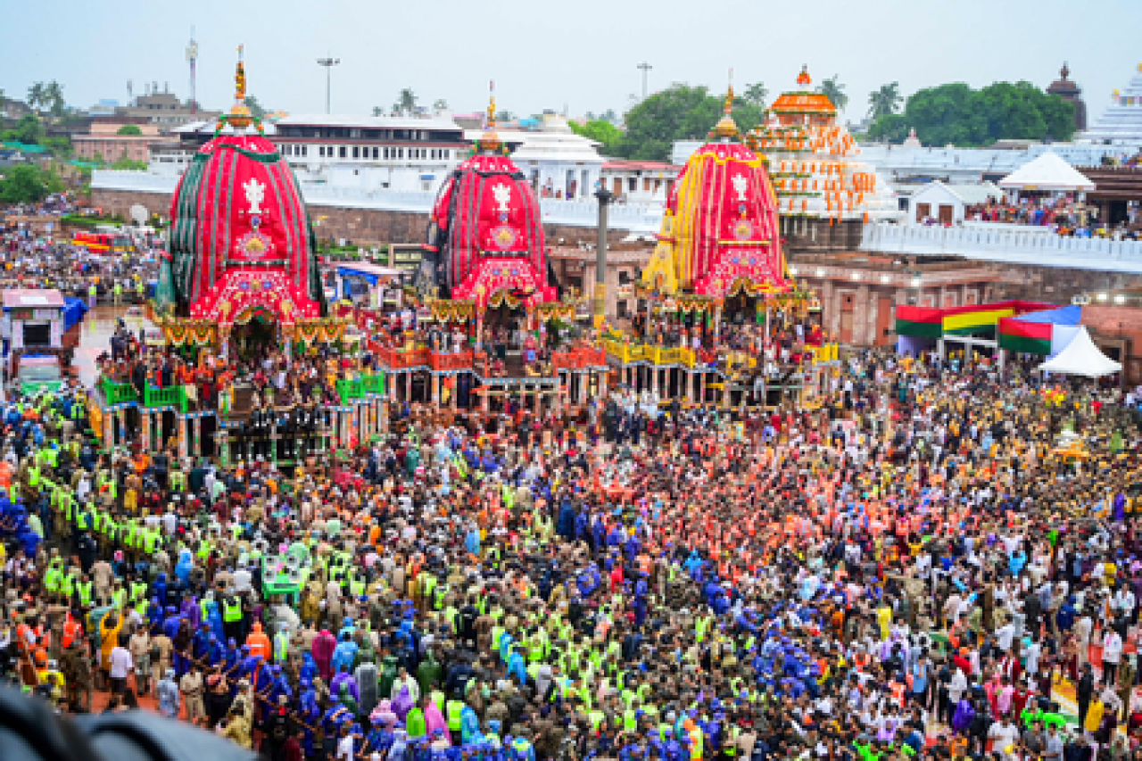पुरी रथ यात्रेत श्रद्धालूच्या मृत्यूवर राजकारण, विरोधकांनी सरकारवर हल्ला केला पुरी रथ यात्रेत श्रद्धालूच्या मृत्यूवर राजकारण, विरोधकांनी सरकारवर हल्ला केला