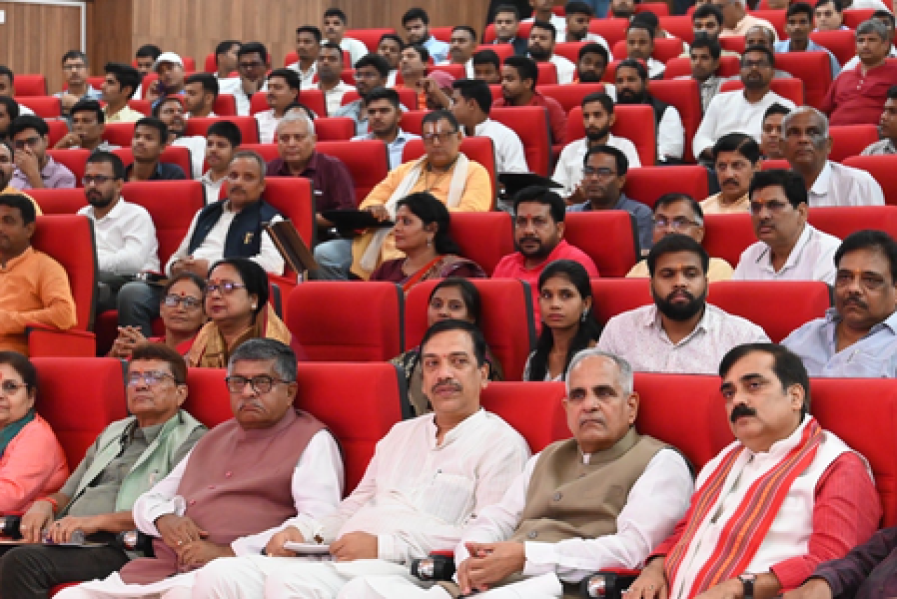 बिहार भाजपा ने ‘वंदे मातरम बिल’ का समर्थन, अपमान पर सख्त कानून की मांग बिहार भाजपा ने ‘वंदे मातरम बिल’ का समर्थन, अपमान पर सख्त कानून की मांग