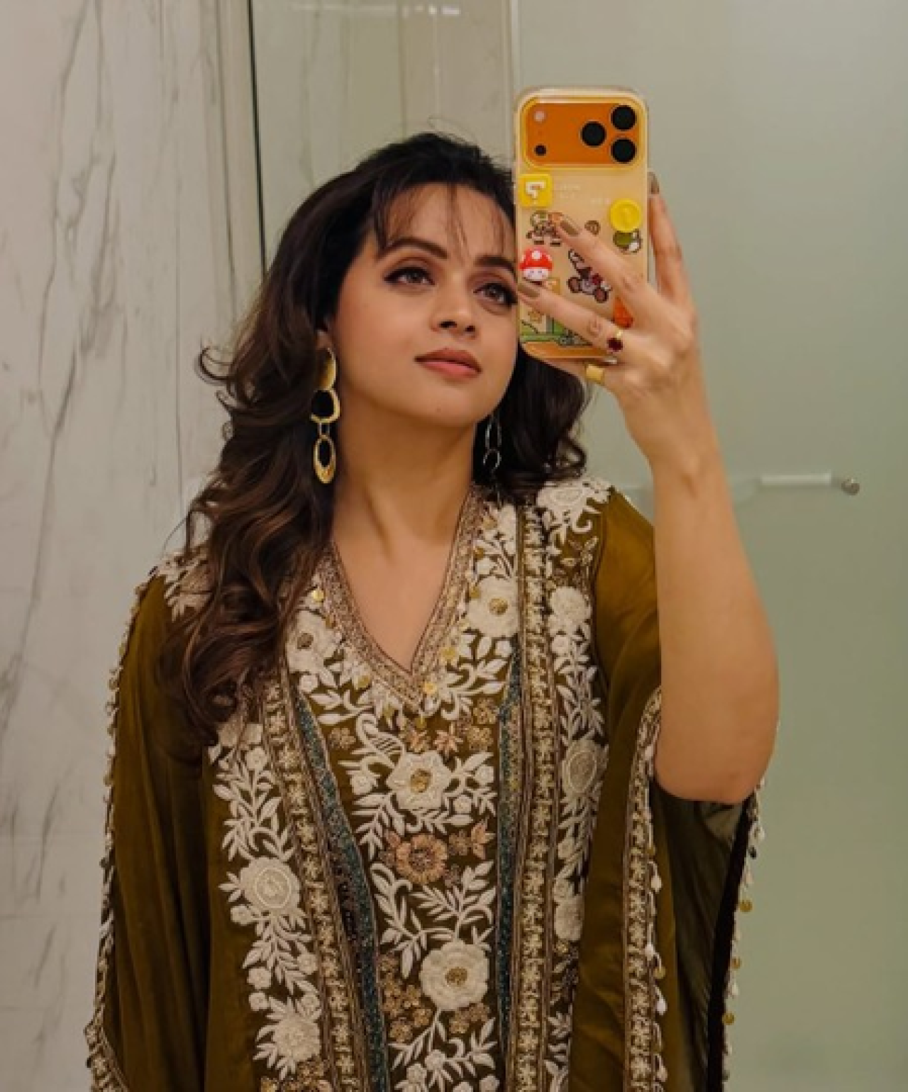 भावना मेननने फॅन्सना दिला इशारा, माझ्या नावाचे इतर सोशल मीडिया अकाउंट्स फर्जी आहेत भावना मेननने फॅन्सना दिला इशारा, माझ्या नावाचे इतर सोशल मीडिया अकाउंट्स फर्जी आहेत