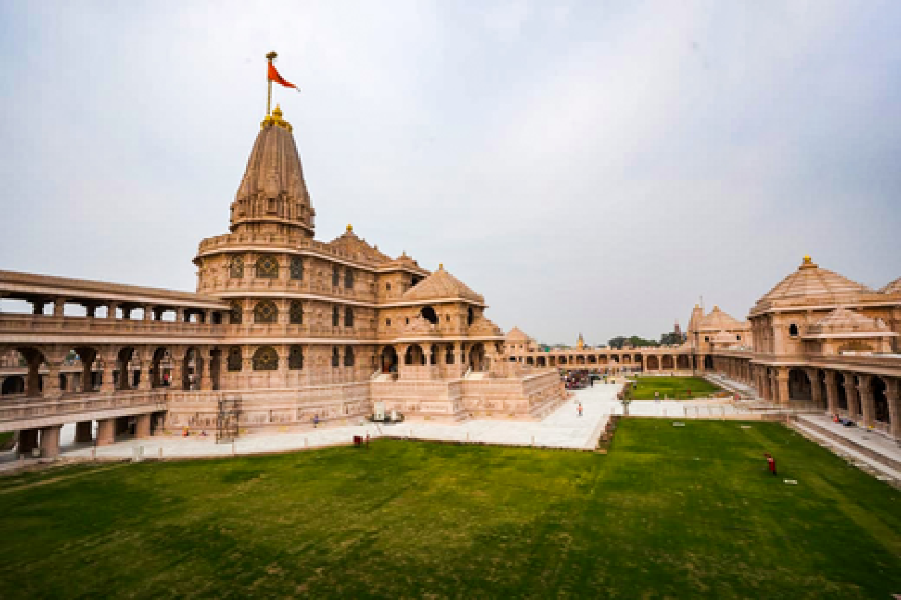 राम मंदिर चंदा गबन प्रकरणात निर्मोही अखाड़ा सुप्रीम कोर्टात गेला, ट्रस्ट पुनर्गठनाची मागणी राम मंदिर चंदा गबन प्रकरणात निर्मोही अखाड़ा सुप्रीम कोर्टात गेला, ट्रस्ट पुनर्गठनाची मागणी