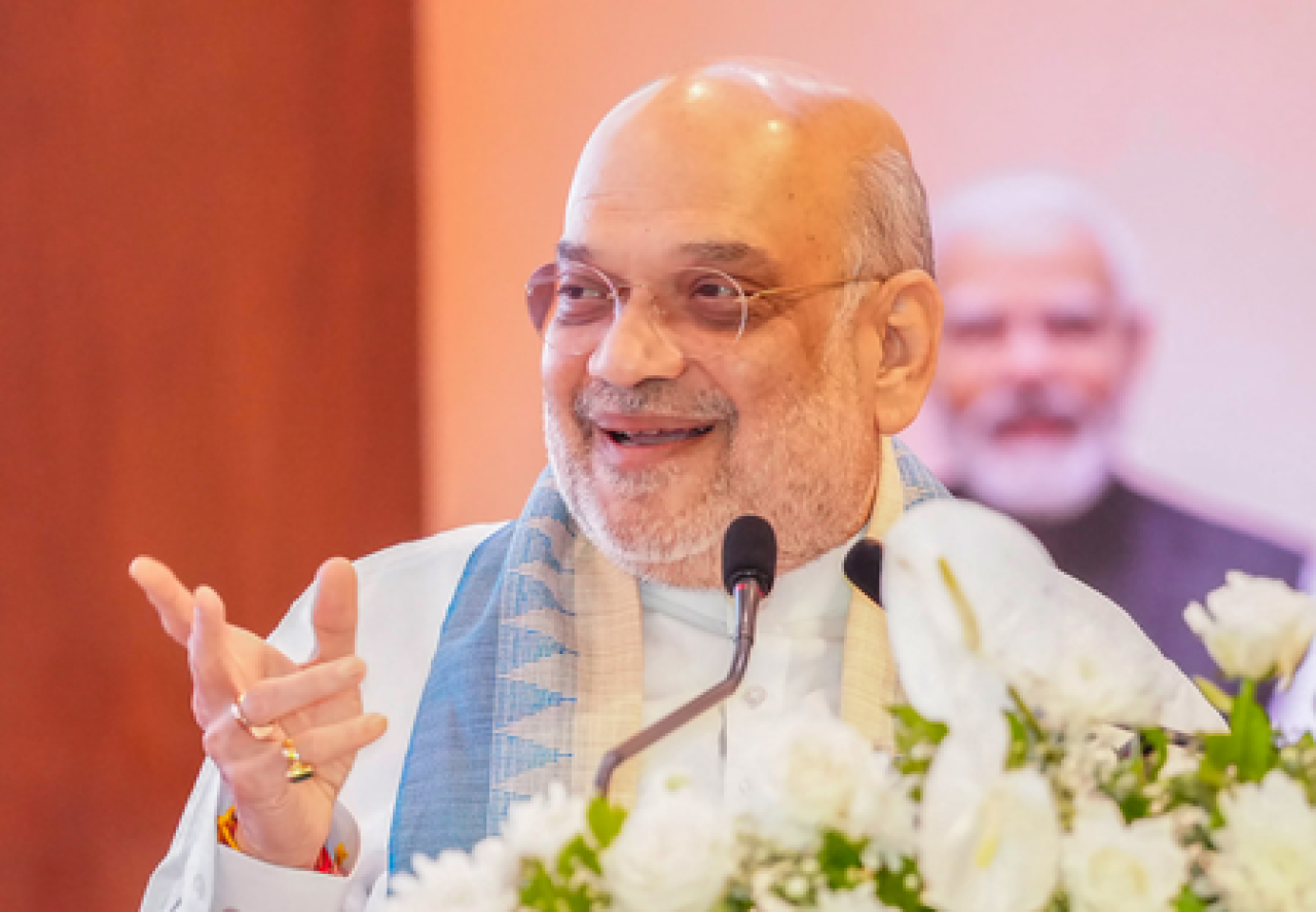 अमित शाह यांचा पश्चिम बंगाल दौरा: भाजपाच्या 100 दिवसांच्या यशाचा उत्सव अमित शाह यांचा पश्चिम बंगाल दौरा: भाजपाच्या 100 दिवसांच्या यशाचा उत्सव