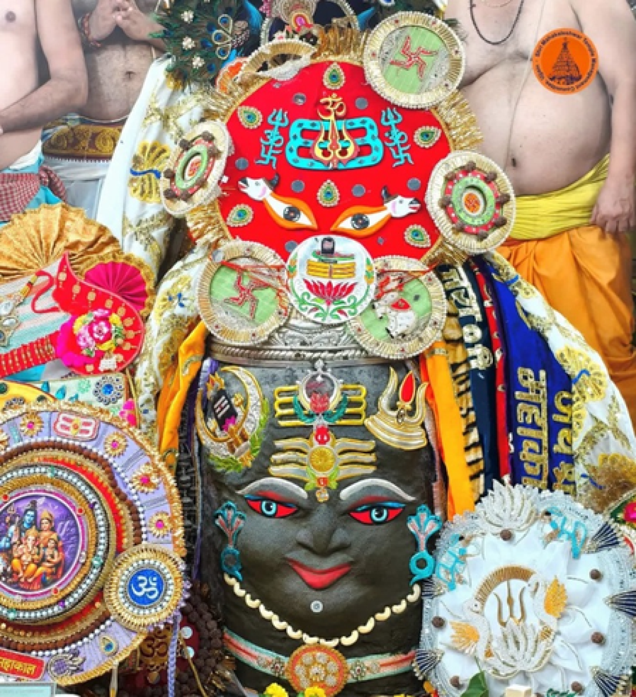 उज्जैन: महाकालेश्वर मंदिरात रक्षाबंधन साजरा, सवा लाख लड्डूंचा भोग अर्पित उज्जैन: महाकालेश्वर मंदिरात रक्षाबंधन साजरा, सवा लाख लड्डूंचा भोग अर्पित