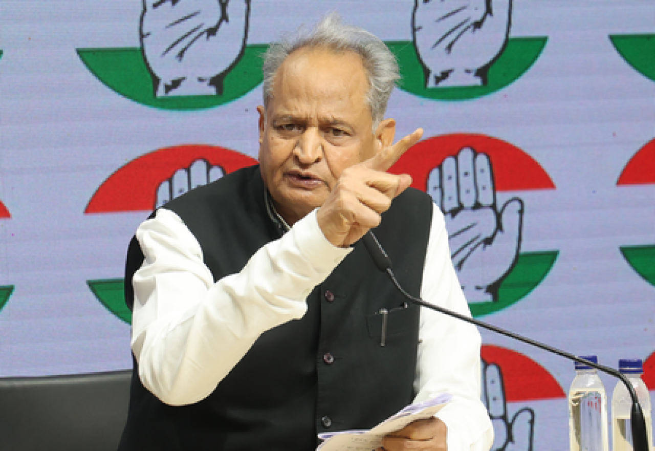 जाति जनगणना प्रक्रियेत खाम्या, केंद्राने तात्काळ सुधारणा करावी: अशोक गहलोत