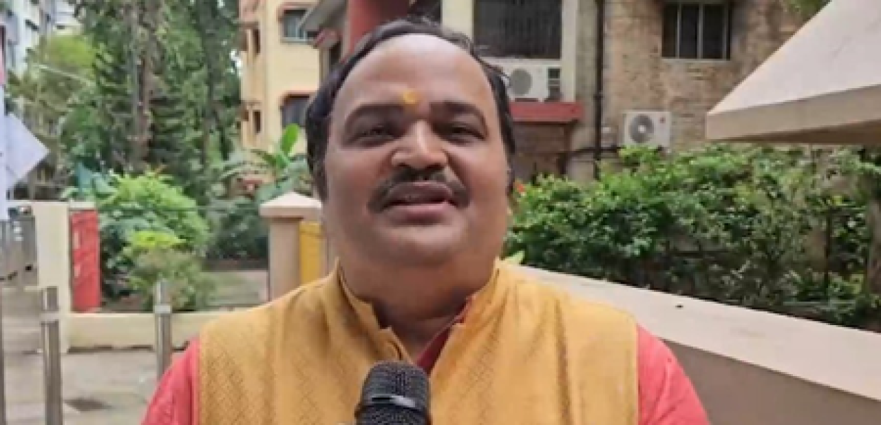 विद्यार्थ्यांच्या समस्यांवर लक्ष देणे आवश्यक: आनंद दुबे विद्यार्थ्यांच्या समस्यांवर लक्ष देणे आवश्यक: आनंद दुबे