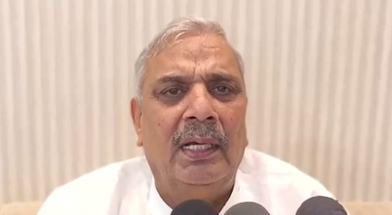 ओपी राजभरच्या विधानांवर हरेंद्र मलिक यांचा पलटवार, म्हणाले- हे सपा साठी शुभ संकेत आहेत ओपी राजभरच्या विधानांवर हरेंद्र मलिक यांचा पलटवार, म्हणाले- हे सपा साठी शुभ संकेत आहेत
