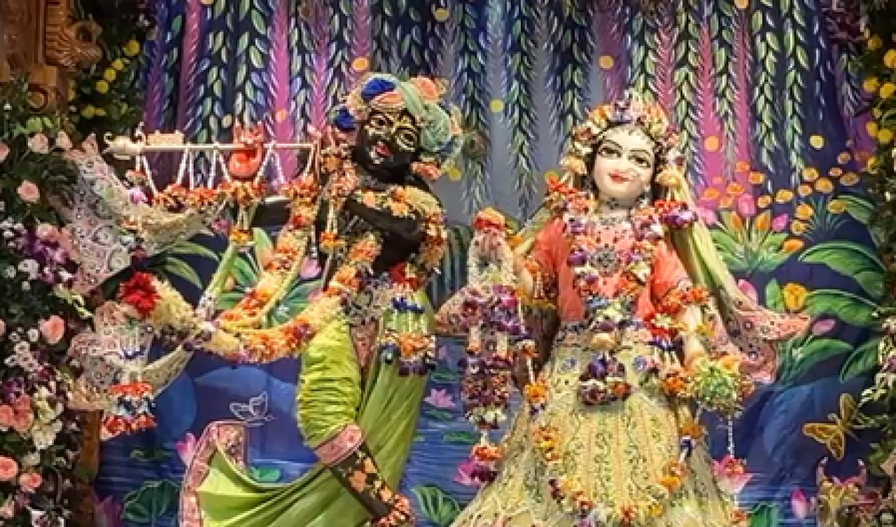 जन्माष्टमीसाठी नोएडामध्ये 600 हून अधिक पोलिसांची तैनाती, इस्कॉन मंदिराच्या आसपास ट्रॅफिक डायवर्जन