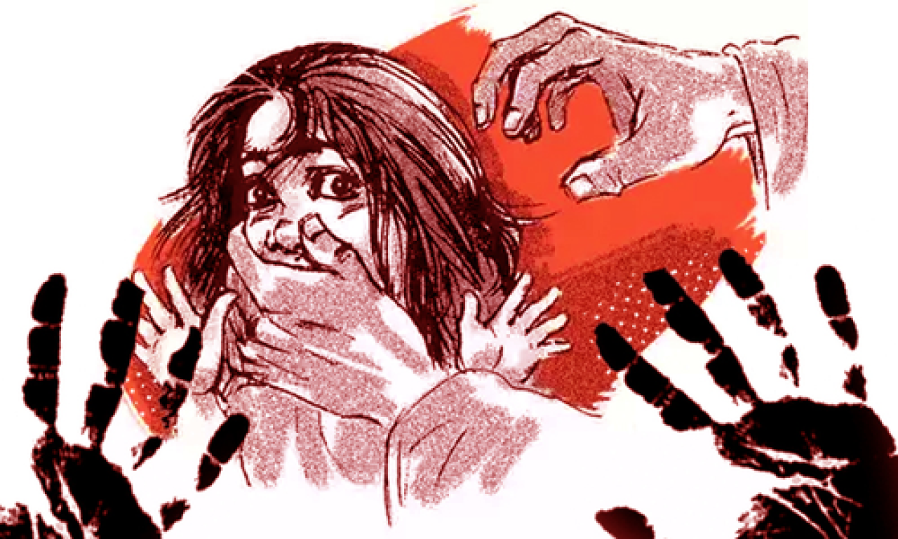 पुंछमध्ये 7वीच्या विद्यार्थिनीवर सामूहिक बलात्काराचा आरोप, दोन आरोपींना अटक पुंछमध्ये 7वीच्या विद्यार्थिनीवर सामूहिक बलात्काराचा आरोप, दोन आरोपींना अटक
