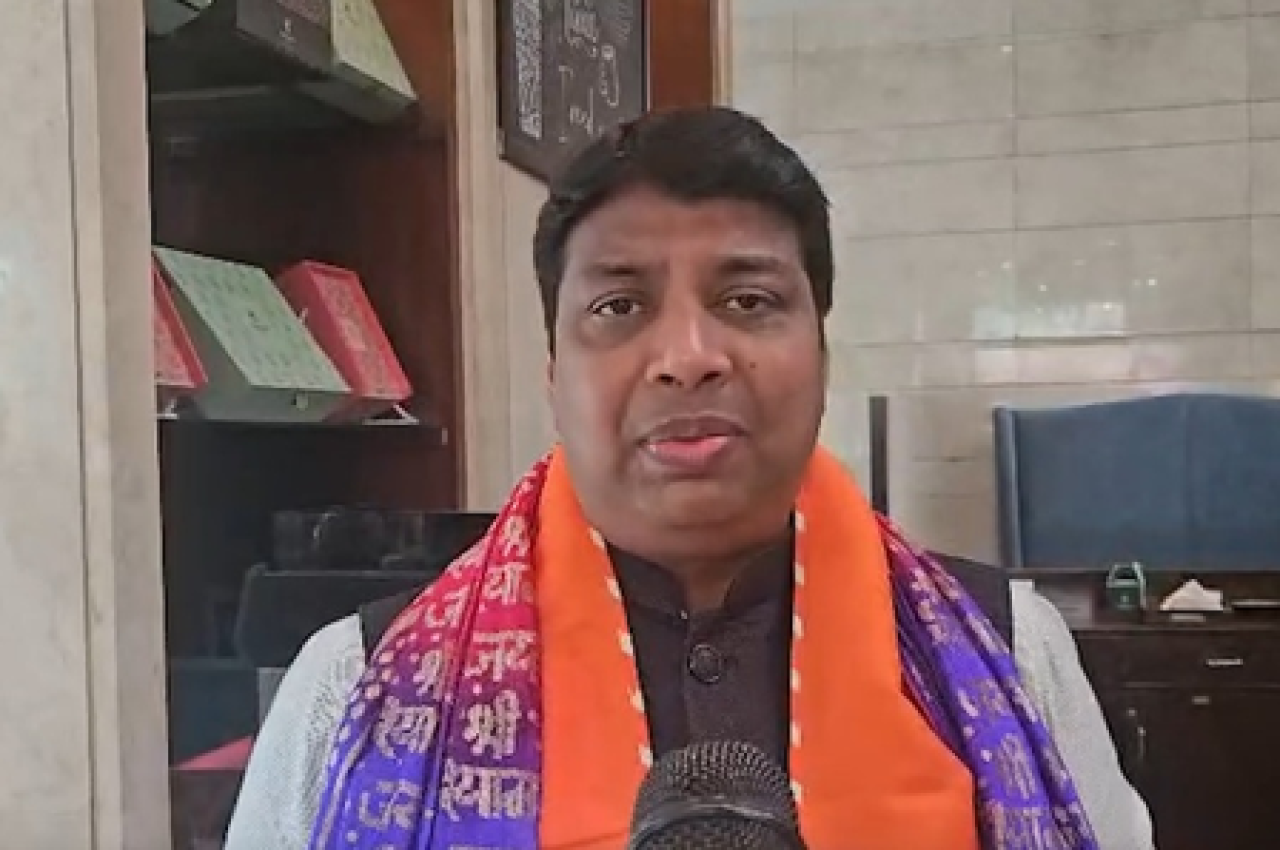 विद्यार्थ्यांच्या हितांची अनदेखी करणाऱ्या काँग्रेसवर रोहन गुप्ताचा हल्ला
