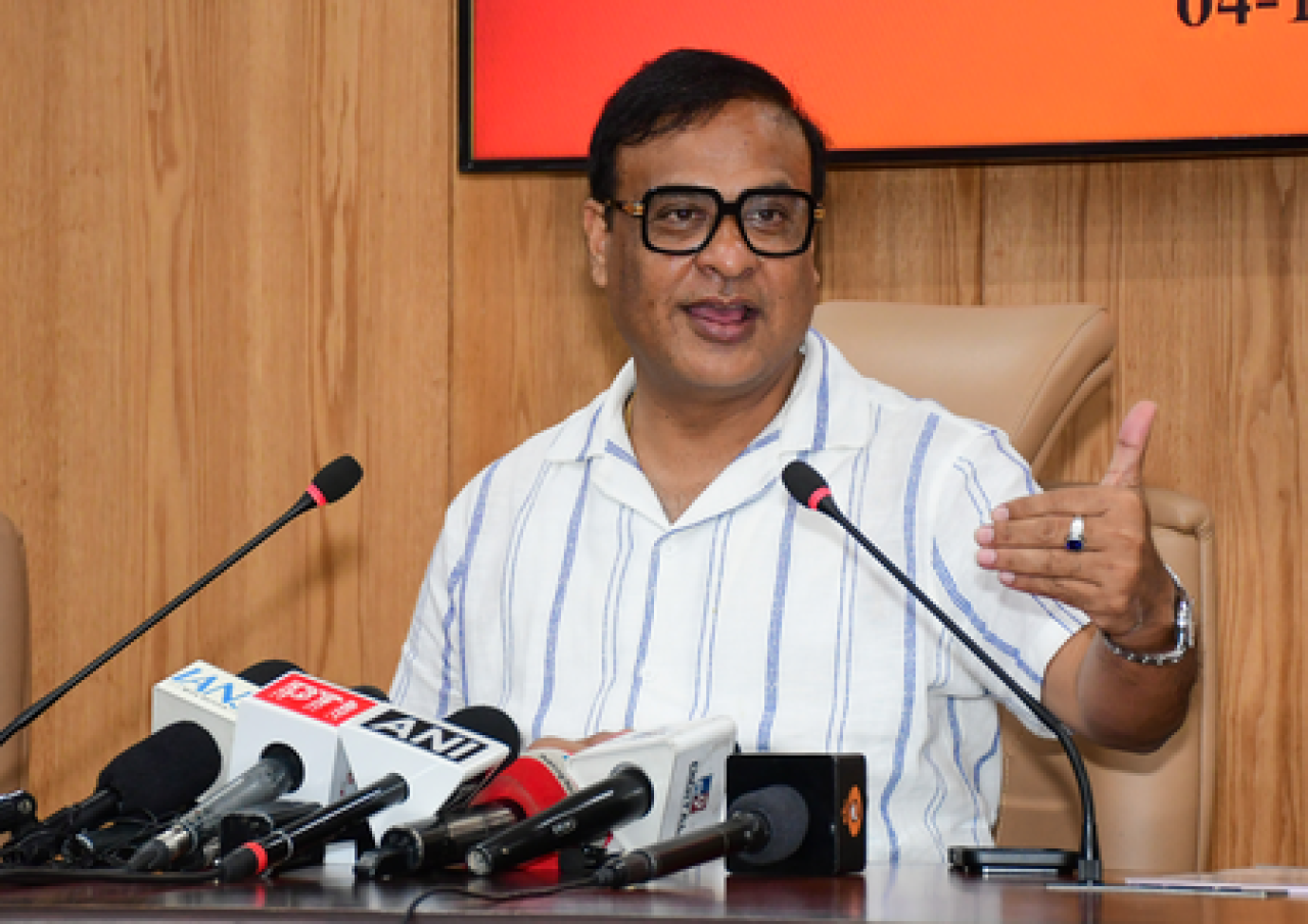 असमच्या मुख्यमंत्री सरमा यांनी महिलांच्या नेतृत्वाखालील स्टार्टअप इकोसिस्टमवर प्रकाश टाकला असमच्या मुख्यमंत्री सरमा यांनी महिलांच्या नेतृत्वाखालील स्टार्टअप इकोसिस्टमवर प्रकाश टाकला
