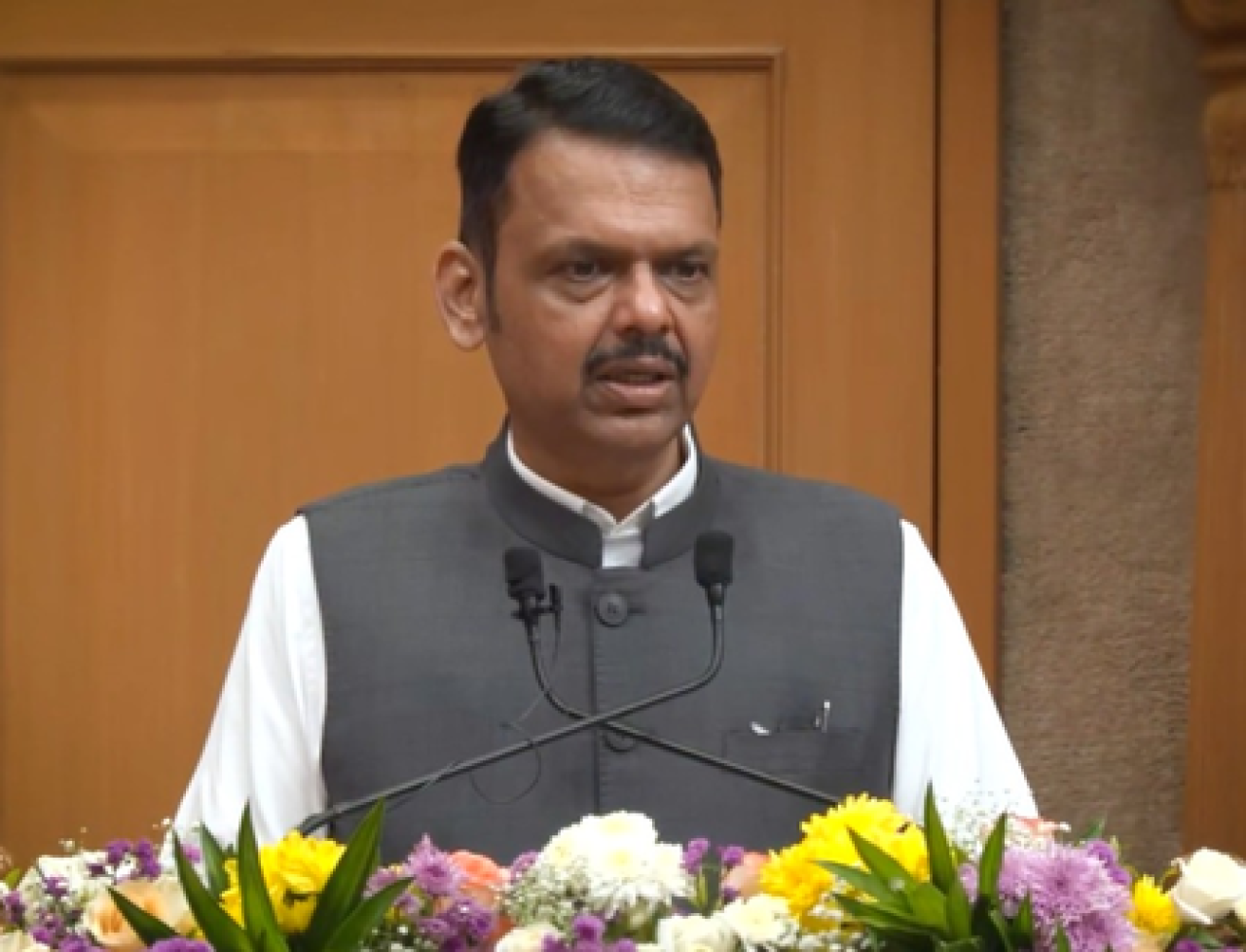 आदिवासी विकासासाठी २५ हजार कोटींचा निधी: मुख्यमंत्री देवेंद्र फडणवीस आदिवासी विकासासाठी २५ हजार कोटींचा निधी: मुख्यमंत्री देवेंद्र फडणवीस
