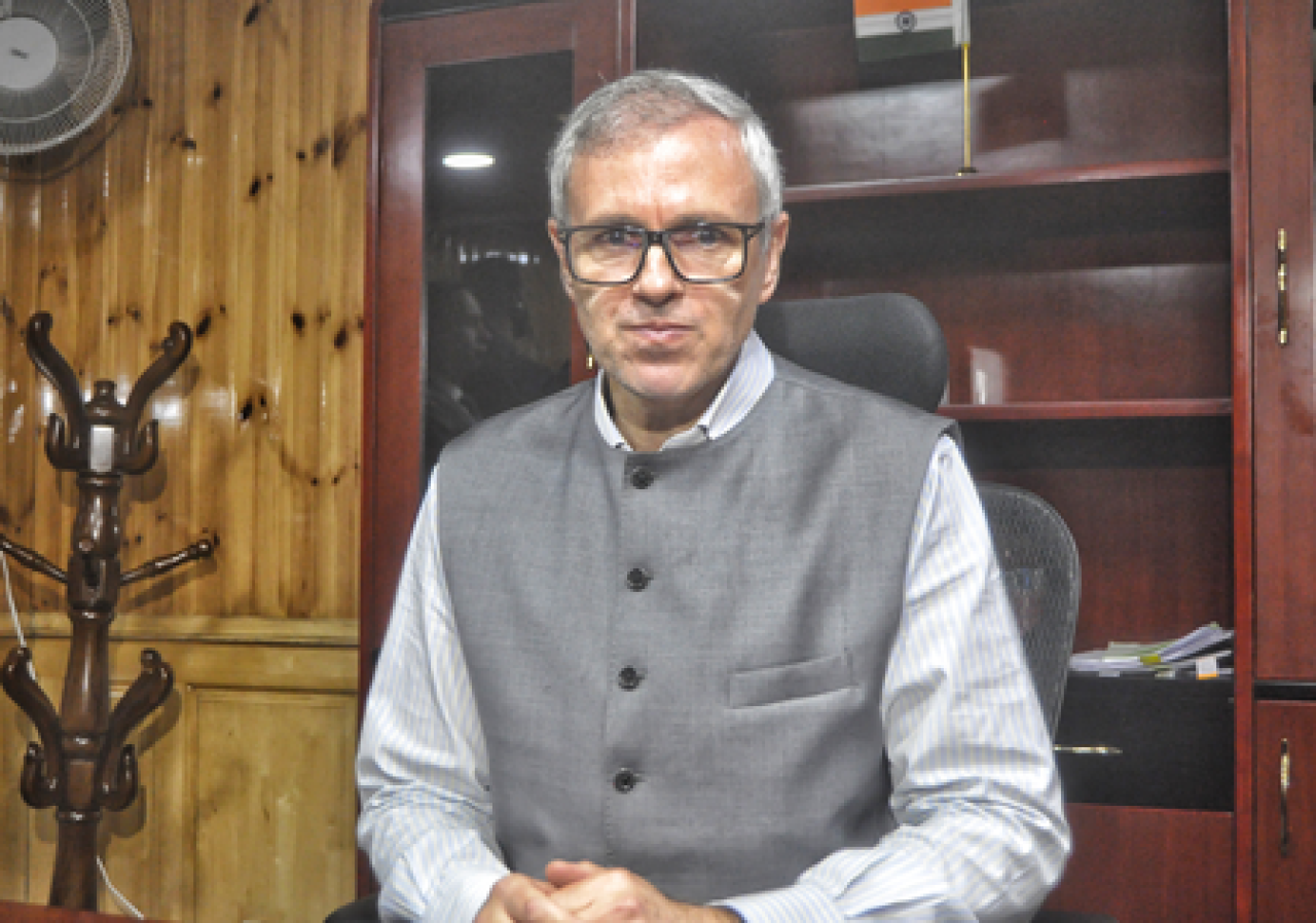 उमर अब्दुल्ला ने राष्ट्रीय स्कूल गेम्समध्ये जम्मू-कश्मीरच्या वुशू-ताइक्वांडो टीमचे कौतुक केले