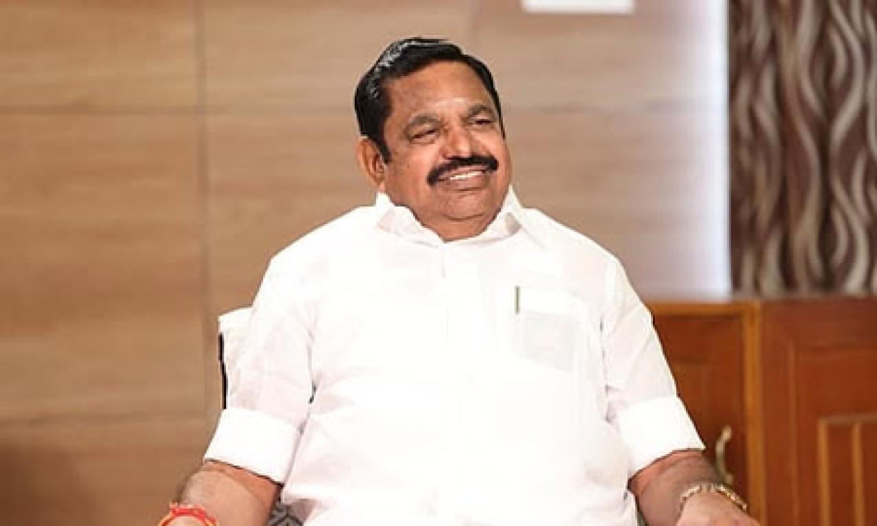 एआईडीएमकेने शनमुगमच्या 100 हून अधिक समर्थकांना पदांवरून हटवले एआईडीएमकेने शनमुगमच्या 100 हून अधिक समर्थकांना पदांवरून हटवले