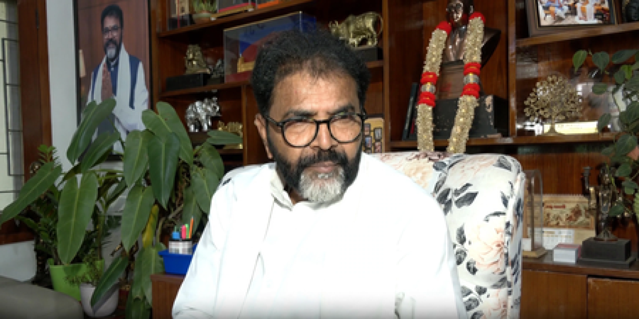 एसआईआरवर काँग्रेसचा विरोध बेबुनियाद, वोट चोरीचा कोणताही पुरावा नाही: चलवाड़ी नारायण स्वामी एसआईआरवर काँग्रेसचा विरोध बेबुनियाद, वोट चोरीचा कोणताही पुरावा नाही: चलवाड़ी नारायण स्वामी