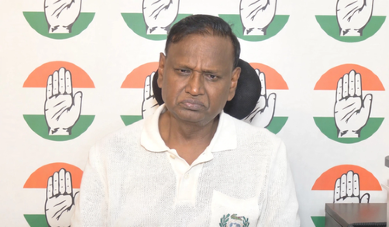 ‘तानाशाहीची पराकाष्ठा, सरकार डरी आहे’, सीजेपीच्या प्रदर्शनावर काँग्रेस नेते उदित राज ‘तानाशाहीची पराकाष्ठा, सरकार डरी आहे’, सीजेपीच्या प्रदर्शनावर काँग्रेस नेते उदित राज