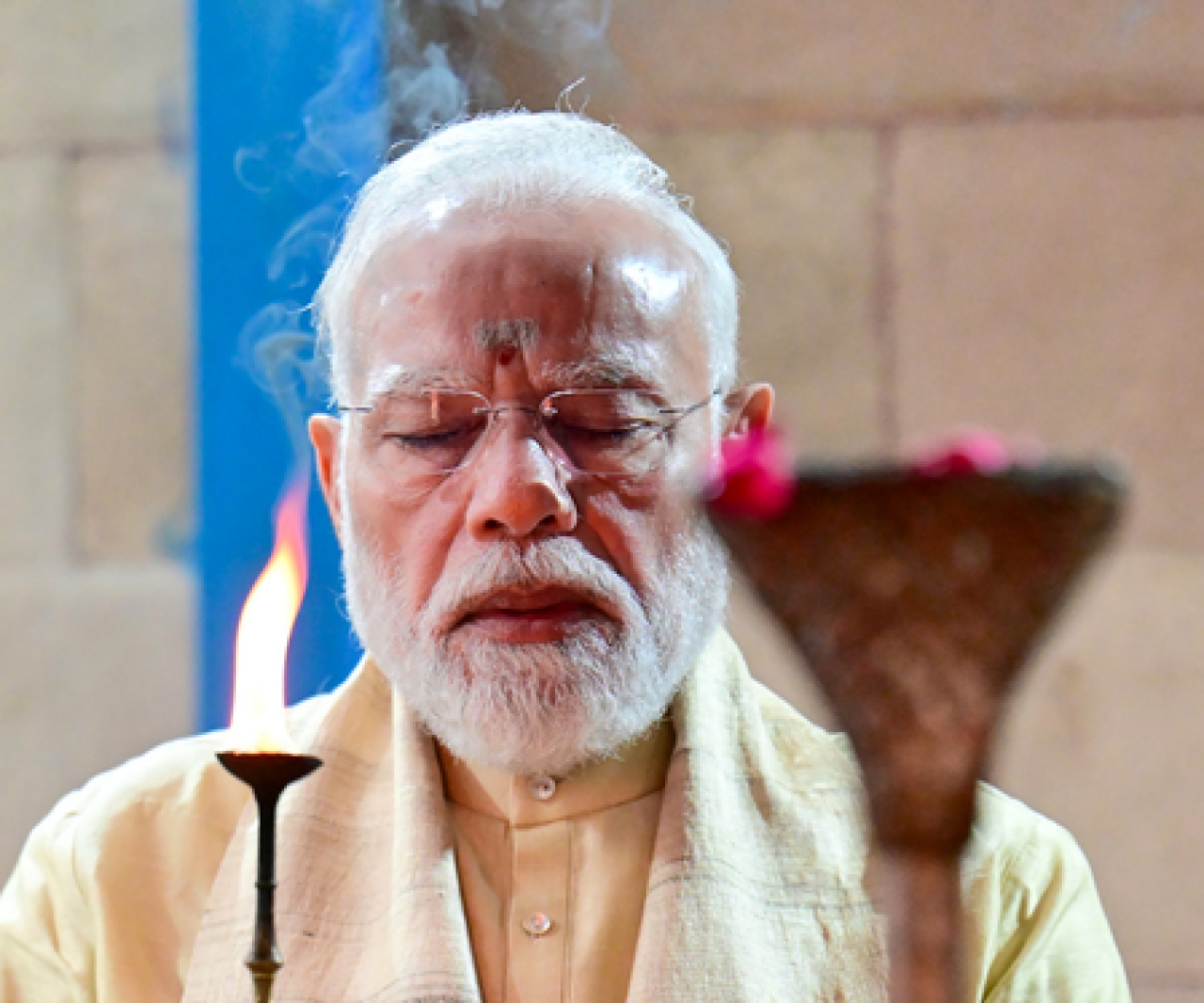 नवरात्राच्या छठ्या दिवशी पीएम मोदीने मां कात्यायनीची स्तुती केली