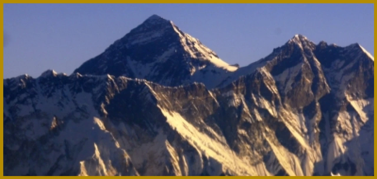 नेपालमध्ये बर्फबारी आणि हिमस्खलनाचा धोका, 29 ते 31 ऑक्टोबरपर्यंत ट्रैकिंगवर बंदी नेपालमध्ये बर्फबारी आणि हिमस्खलनाचा धोका, 29 ते 31 ऑक्टोबरपर्यंत ट्रैकिंगवर बंदी