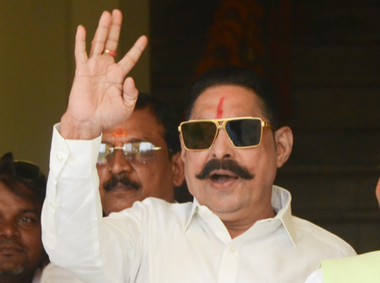 बिहार विधान परिषद निवडणुकीत अनंत सिंहने अनुज सिंहच्या विजयाचा केला दावा