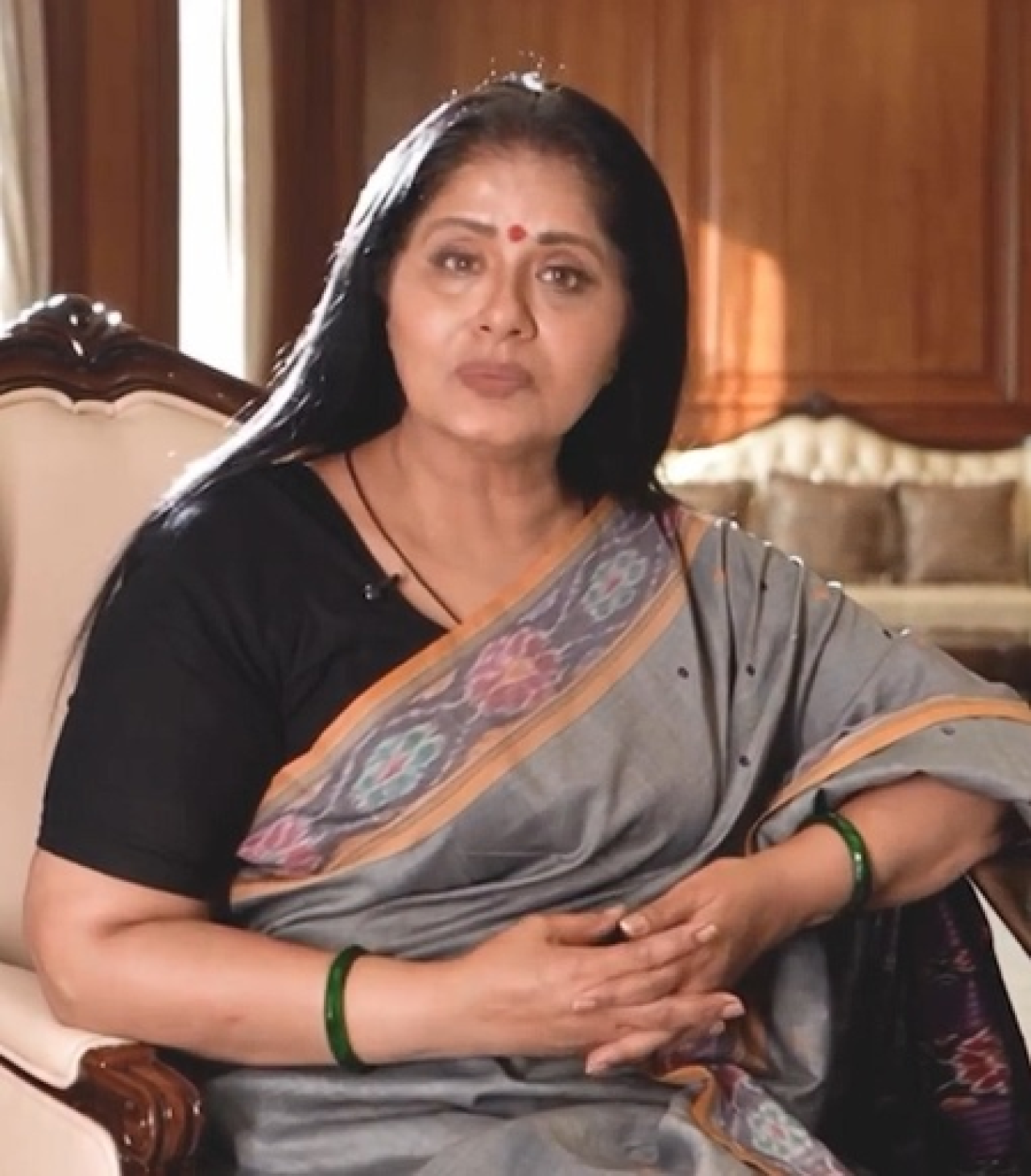सुधा चंद्रनने सिंगीतम श्रीनिवास राव यांना भावपूर्ण श्रद्धांजली अर्पित केली